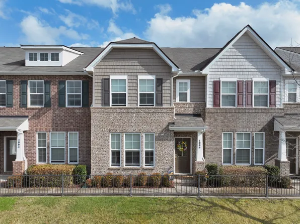 1006 Henley Ln, Gallatin, TN 37066
