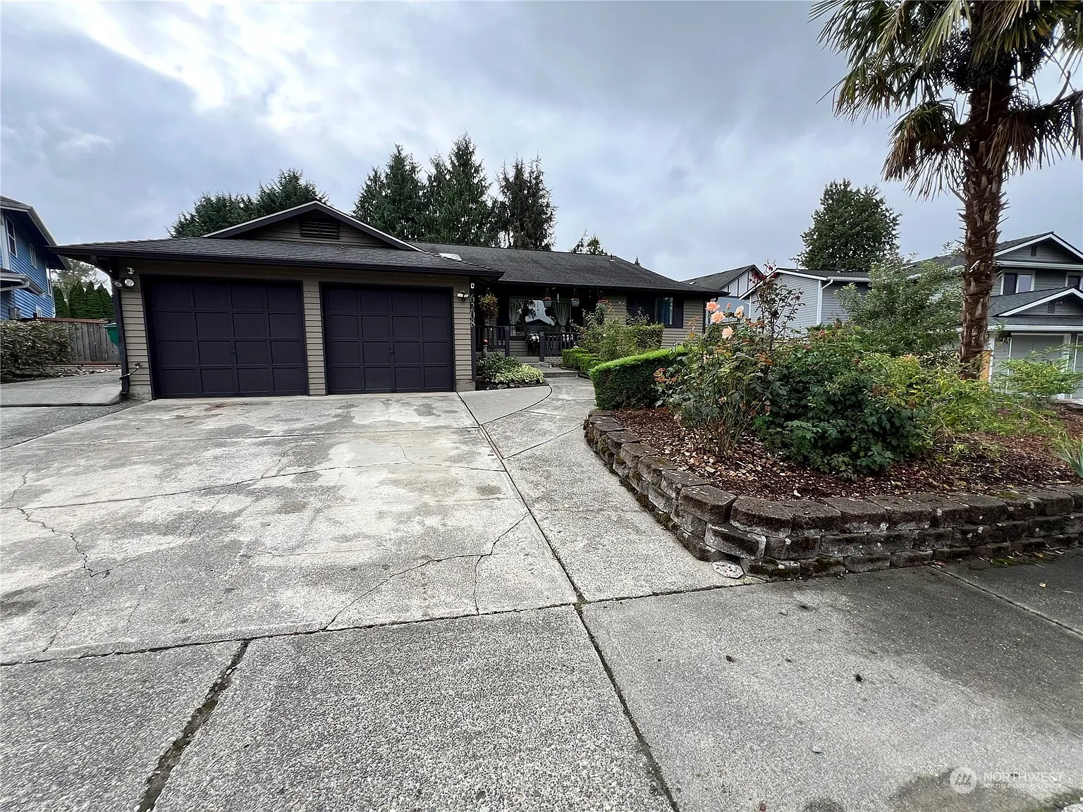 6208 35th Way SE photo 1