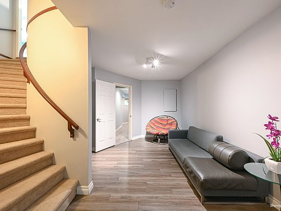 5th image of 6339 Canada Way