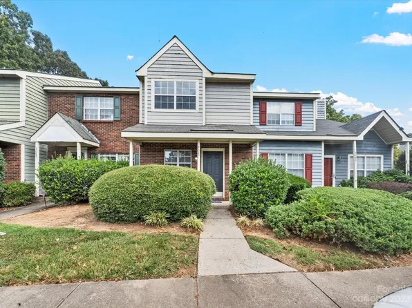 3687 Huyton Ct, Charlotte, NC 28215