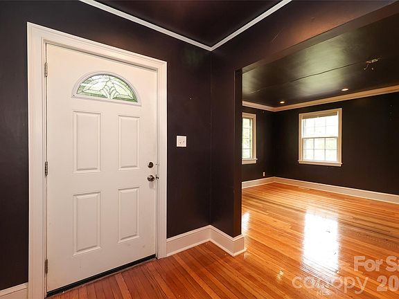 4th image of 1456 Briar Creek Rd