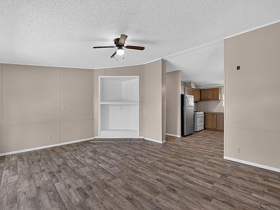 5th image of 371 Old Mulberry Rd