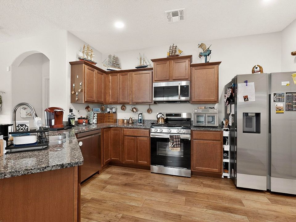 1st image of 2700 Rio Del Norte