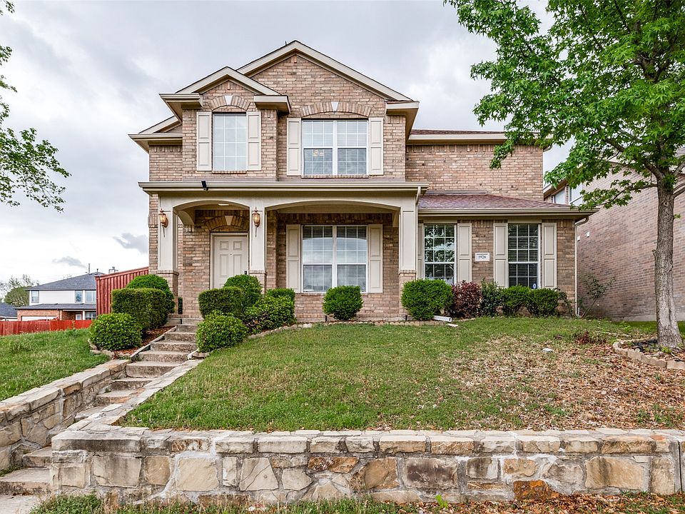 1st image of 1926 Rustic Creek Dr
