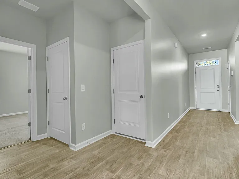 229 Grand View Xing — Photo 27