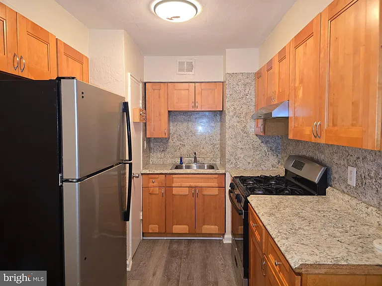 6135 Old York Rd #1/2-1 — Photo 52