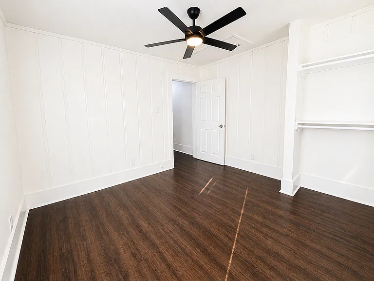 6833 Avenue C #3 — Photo 12