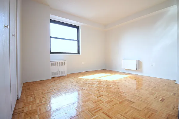 Rented by Corcoran | media 3