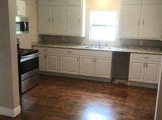 409 E Austin St APT 2, Bellville, TX 77418