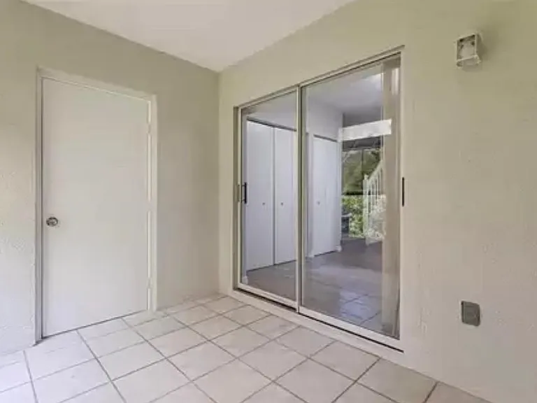 5921 Bayside Key Dr — Photo 11
