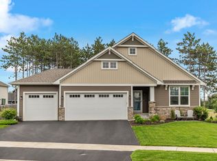 1156 Red Pine Ln, New Richmond, WI 54017