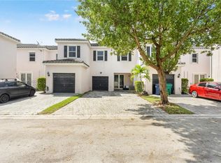 17091 SW 93rd St, Palmetto Bay, FL 33196