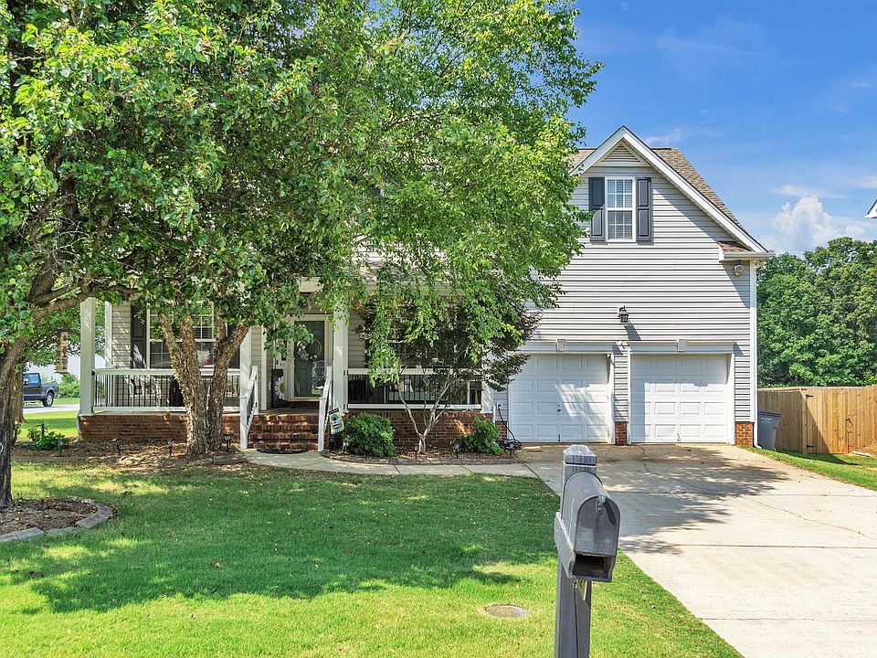 1st image of 42 Birkhall Cir