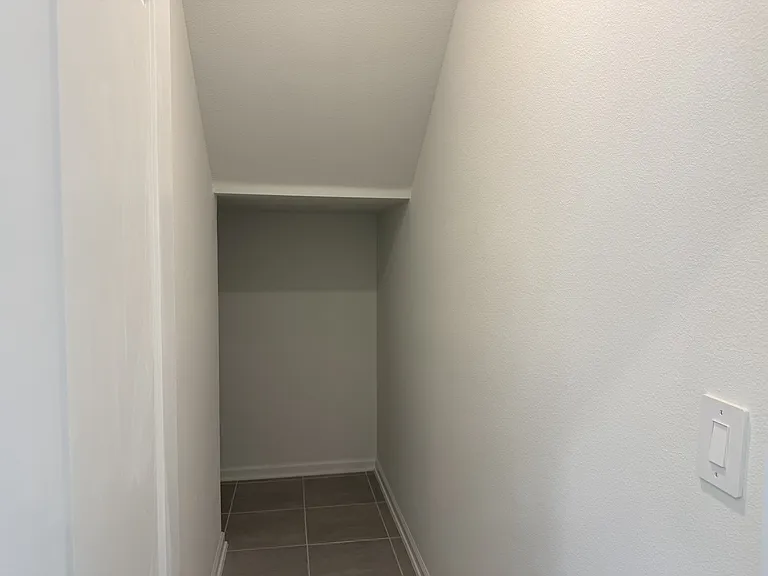 5599 Fiona Ln — Photo 20