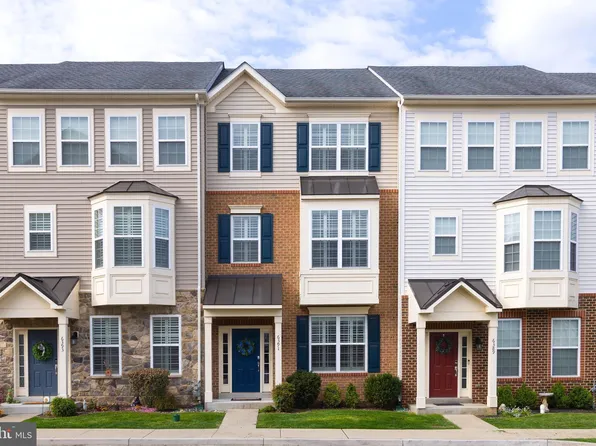 6391 Walcott Ln, Frederick, MD 21703