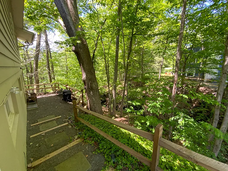 122 N Sunset Dr #1 — Photo 8