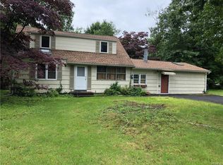 19 Mercury Dr, Pearl River, NY 10965
