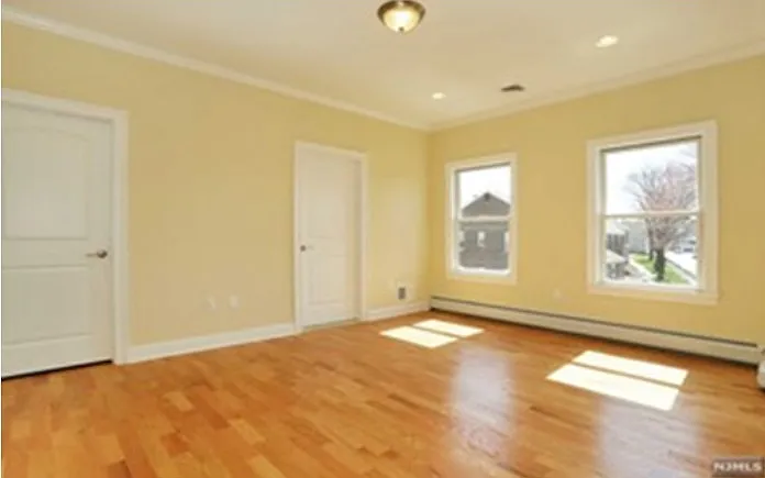 452 Grand Ave #B — Photo 11