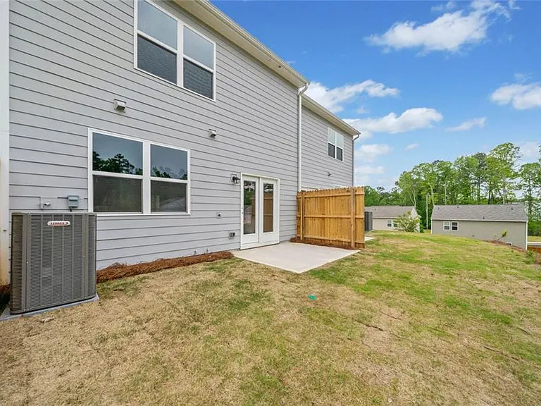 602 Jervis Way — Photo 21