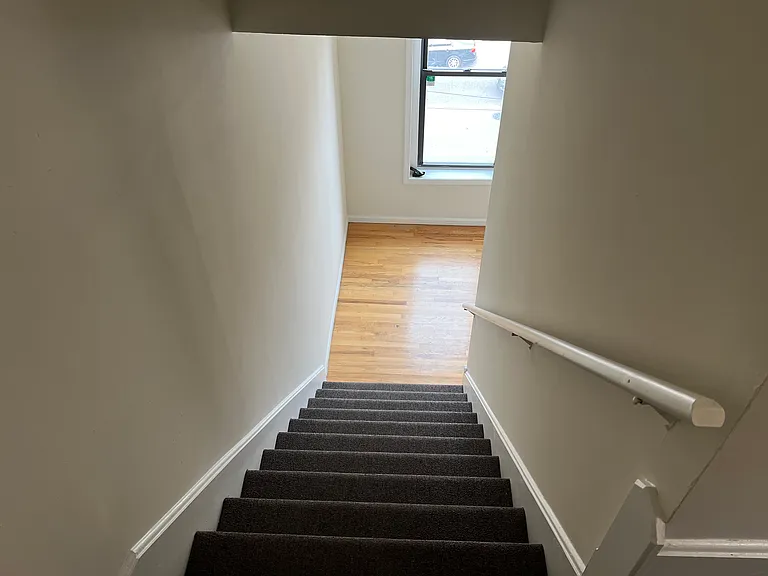 900 N Ashland Ave #4 — Photo 6