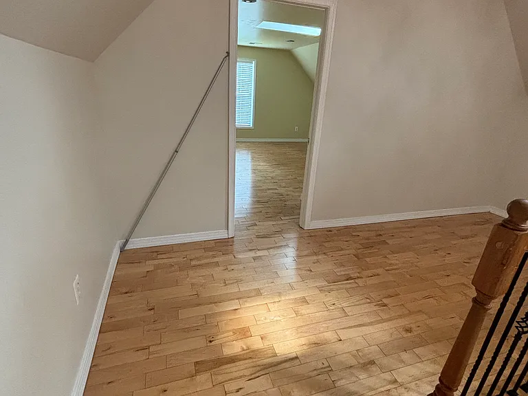 1835 Clarke Blvd — Photo 27