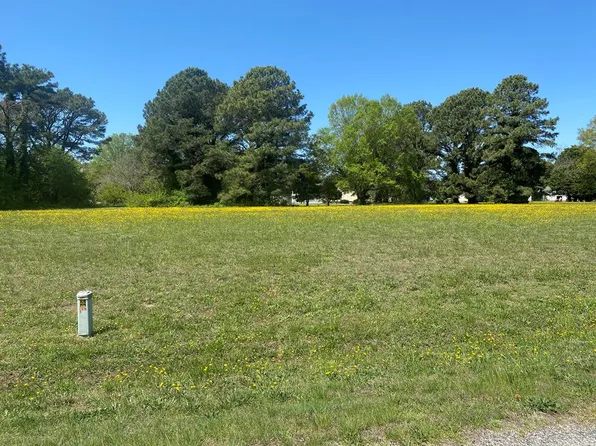 31 Crowsnest Ct, Heathsville, VA 22473