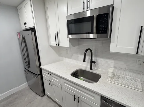 10103 Northeast Ave APT 31, Philadelphia, PA 19116