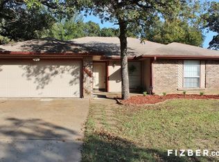 2507 Holt Rd, Arlington, TX 76006