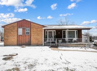 5956 Snyder Rd, Cincinnati, OH 45247