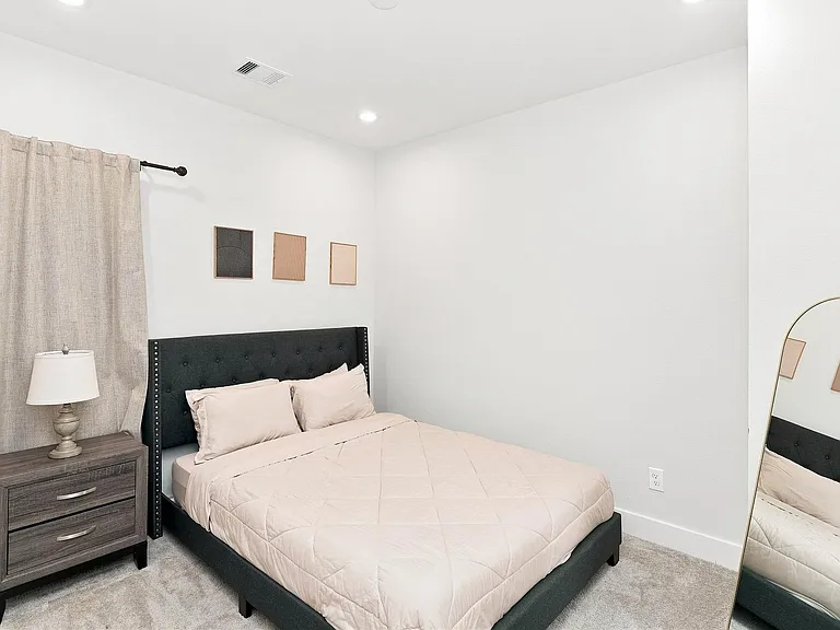 835 Dorchester St #D — Photo 7