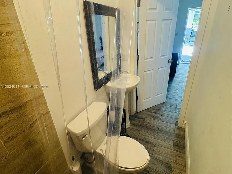 11 NW 47th Ter #1B — Photo 11