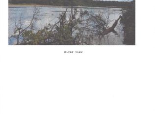 10616 Highway 121, Surrency, GA 31563