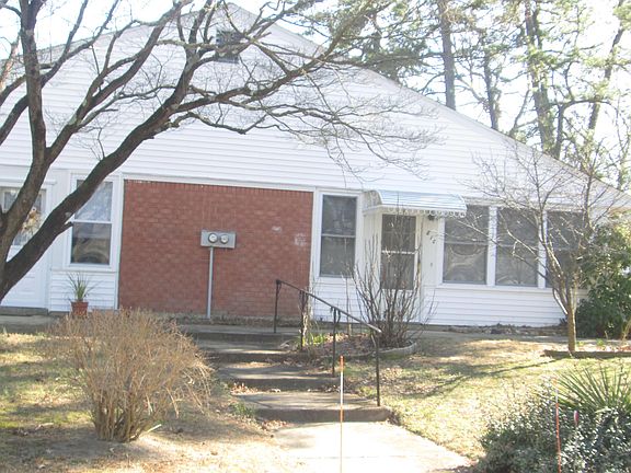 4th image of 81 Belhaven Ct #C