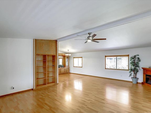 4th image of 575 San Pedro Ave #51