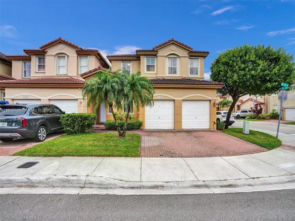 11308 NW 75th Ln, Doral, FL 33178