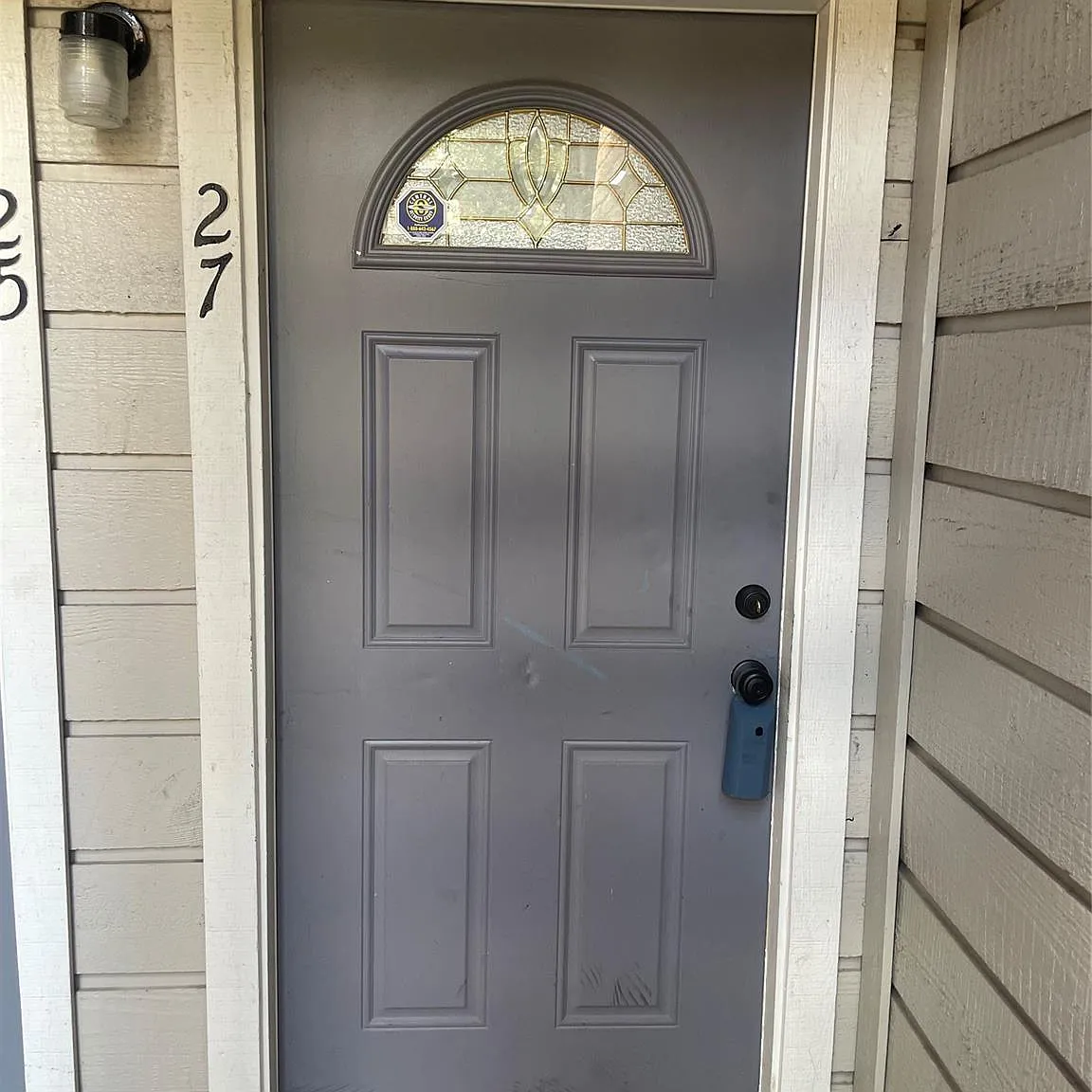 1 bed, 1.0 bath, 714 sqft, $995 — Photo 1