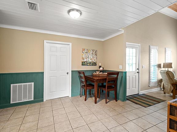 5th image of 407 16th Ave S