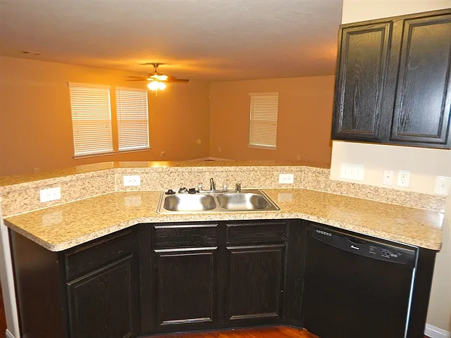 Building Photo - 847 Darbydale Crossing Ln