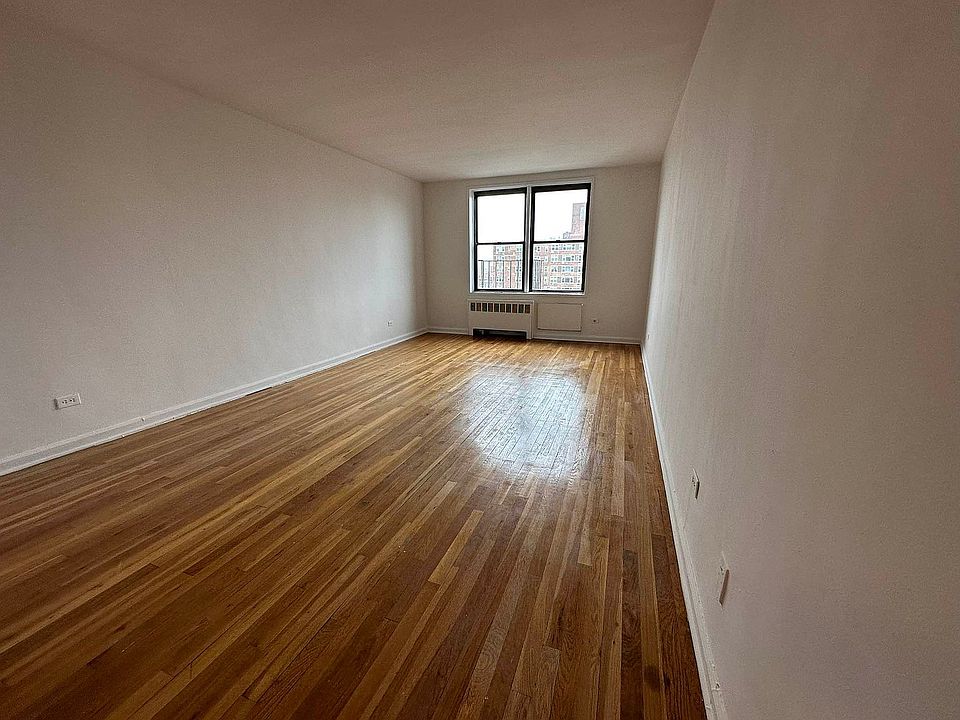 2nd image of 4755 White Plains Rd APT 5H