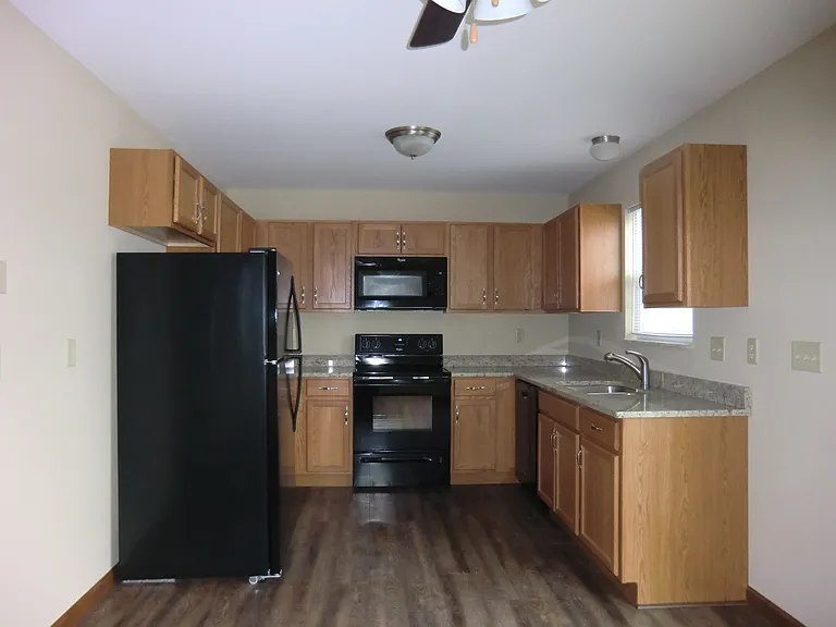7512 Waterford Pl #7512 — Photo 4