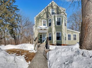 8 Lincoln Ave, Millbury, MA 01527