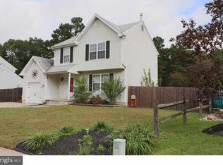 72 Country Club Rd, Pine Hill, NJ 08021