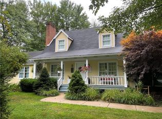 120 Applewood Ln, Slippery Rock, PA 16057