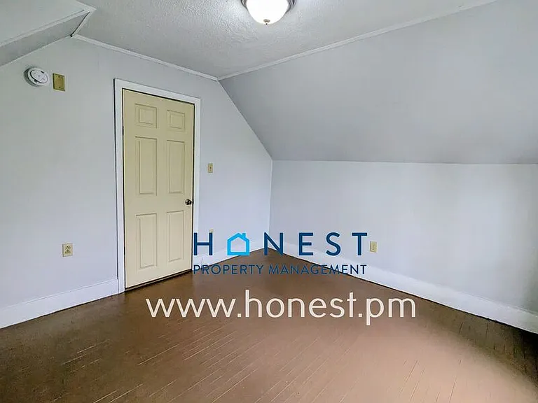36 Prospect St #2 — Photo 9