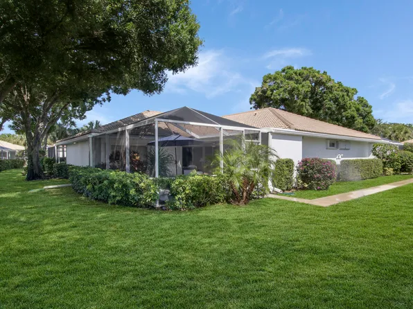 5701 Red Oak Court, Palm Beach Gardens, FL 33410