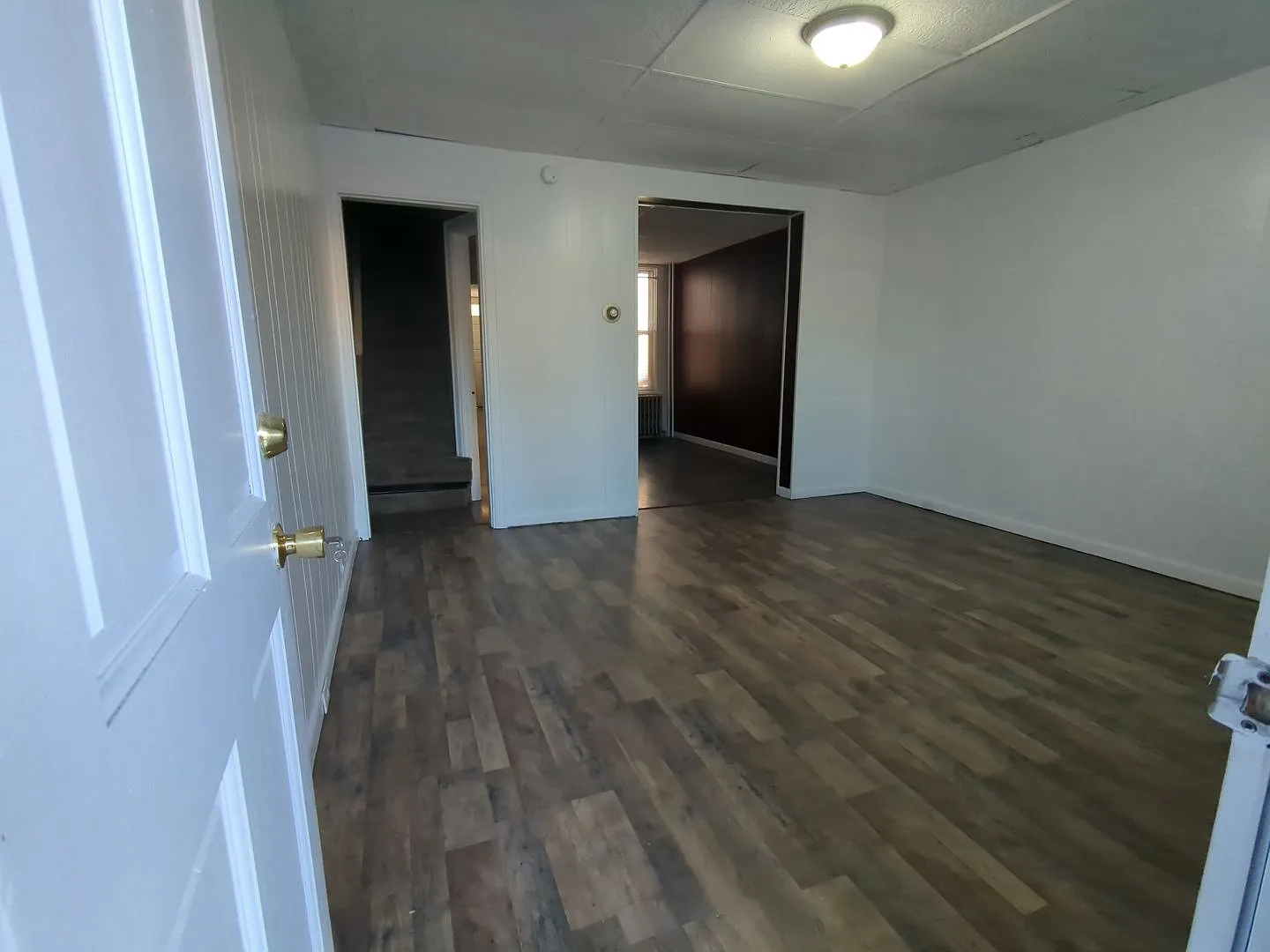 Recently renovated 4/5 Bedroom house in West York School District — Photo 2