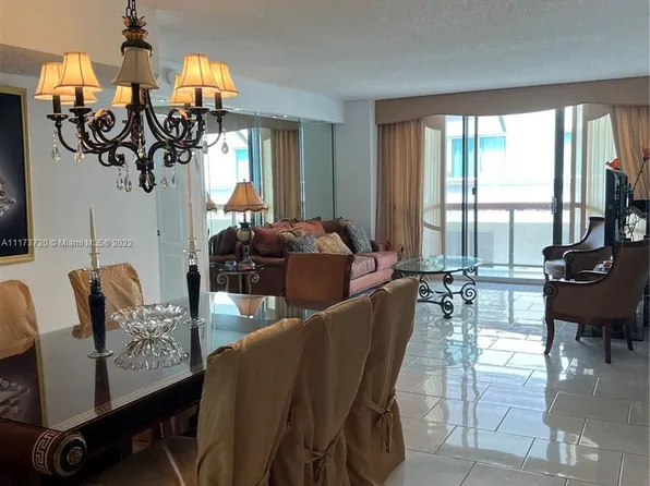9455 Collins Ave #Penthouse 10, Surfside, FL 33154