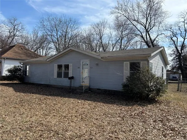 608 E 9th St, Pittsburg, KS 66762