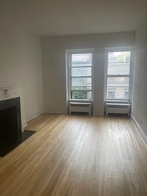 Rented by K & O Realty Associates Inc. | media 11