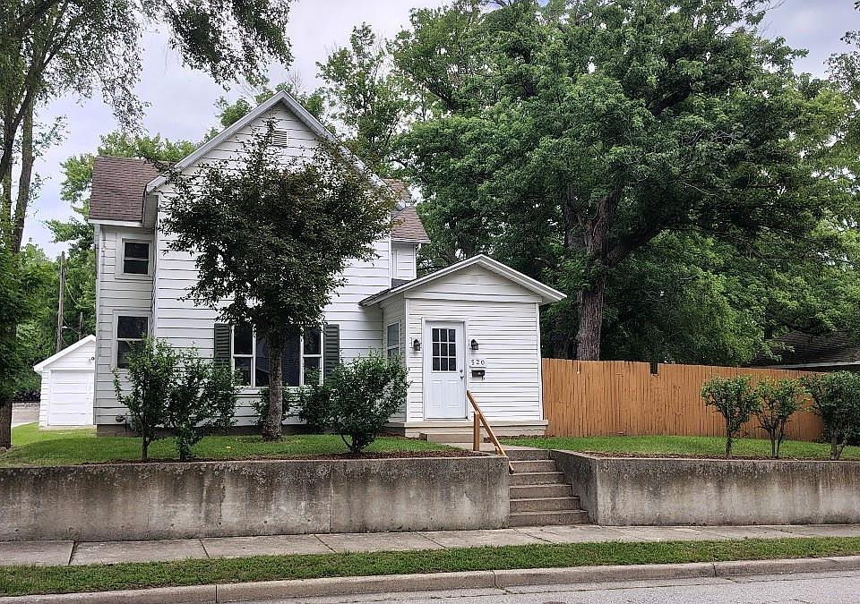 1st image of 520 Virginia St